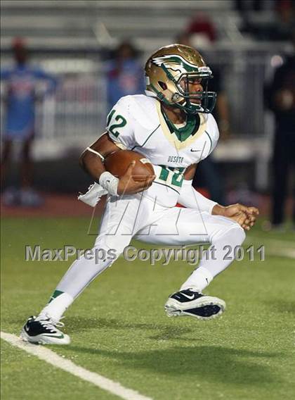 Thumbnail 2 in Skyline vs. DeSoto (5A Division 1 Area Playoff ) photogallery.