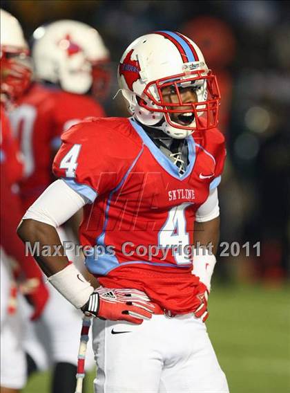 Thumbnail 3 in Skyline vs. DeSoto (5A Division 1 Area Playoff ) photogallery.