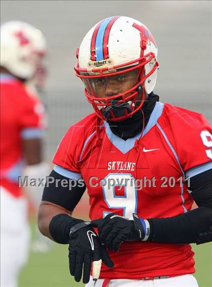Thumbnail 1 in Skyline vs. DeSoto (5A Division 1 Area Playoff ) photogallery.