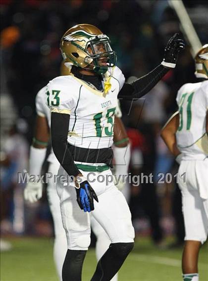Thumbnail 2 in Skyline vs. DeSoto (5A Division 1 Area Playoff ) photogallery.