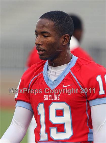 Thumbnail 2 in Skyline vs. DeSoto (5A Division 1 Area Playoff ) photogallery.