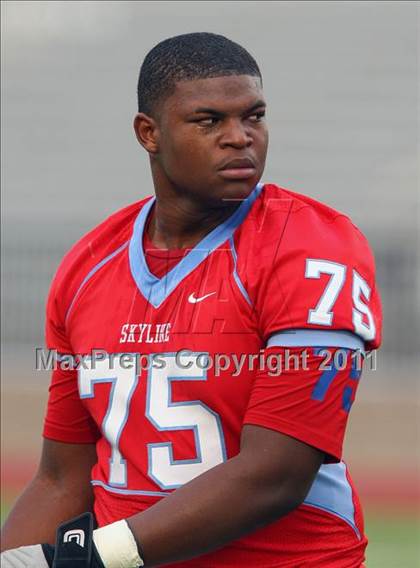 Thumbnail 3 in Skyline vs. DeSoto (5A Division 1 Area Playoff ) photogallery.