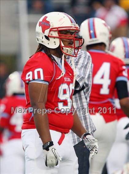Thumbnail 3 in Skyline vs. DeSoto (5A Division 1 Area Playoff ) photogallery.