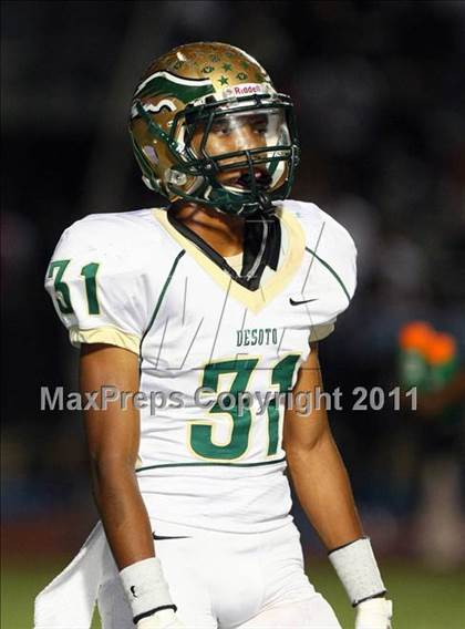 Thumbnail 3 in Skyline vs. DeSoto (5A Division 1 Area Playoff ) photogallery.