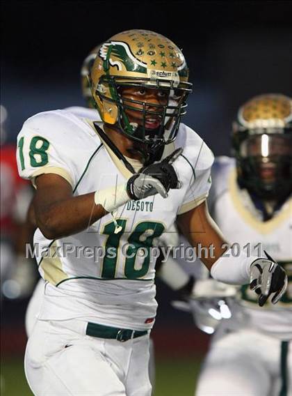 Thumbnail 1 in Skyline vs. DeSoto (5A Division 1 Area Playoff ) photogallery.