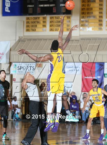 Thumbnail 3 in  Montverde Academy vs. Chino Hills (City of Palms Classic) photogallery.