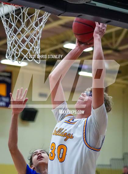 Thumbnail 2 in Mayer vs Kingman (Wrangler Classic) photogallery.