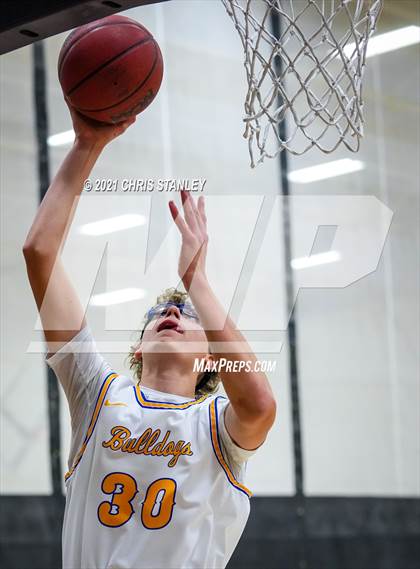 Thumbnail 1 in Mayer vs Kingman (Wrangler Classic) photogallery.