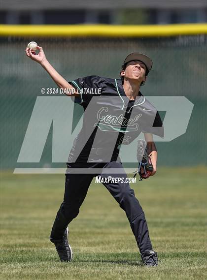Thumbnail 1 in Aurora Central @ Windsor (CHSAA 4A Round 1) photogallery.