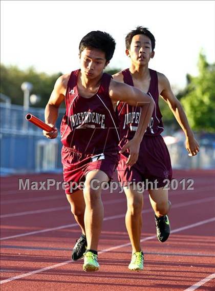 Thumbnail 2 in Titan Top 9 Invitational (Boys 4x400m Relay) photogallery.