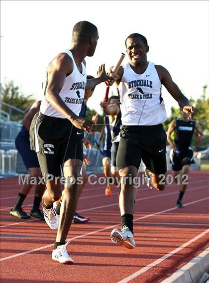 Thumbnail 3 in Titan Top 9 Invitational (Boys 4x400m Relay) photogallery.