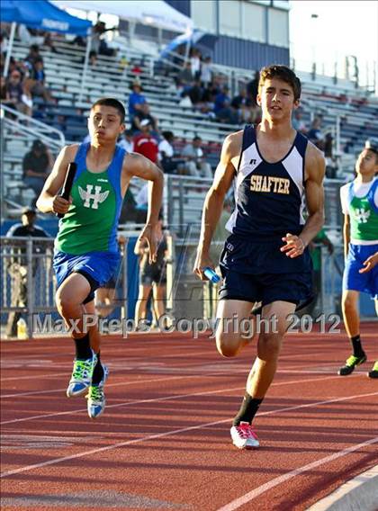Thumbnail 2 in Titan Top 9 Invitational (Boys 4x400m Relay) photogallery.