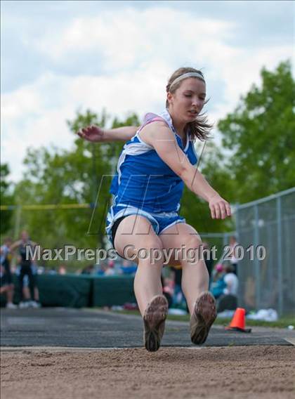 Thumbnail 1 in True Team Section 6AAA (Girls Long and Triple Jump) photogallery.