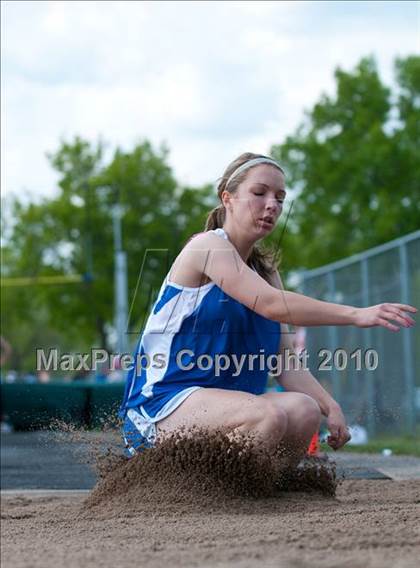 Thumbnail 2 in True Team Section 6AAA (Girls Long and Triple Jump) photogallery.