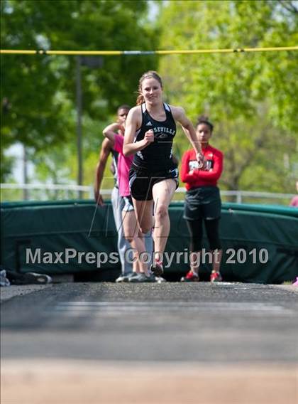 Thumbnail 1 in True Team Section 6AAA (Girls Long and Triple Jump) photogallery.