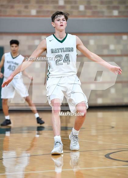 Thumbnail 3 in South San Antonio vs Reagan photogallery.