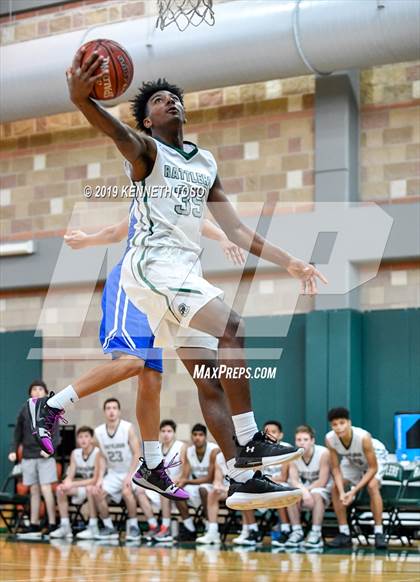 Thumbnail 3 in South San Antonio vs Reagan photogallery.