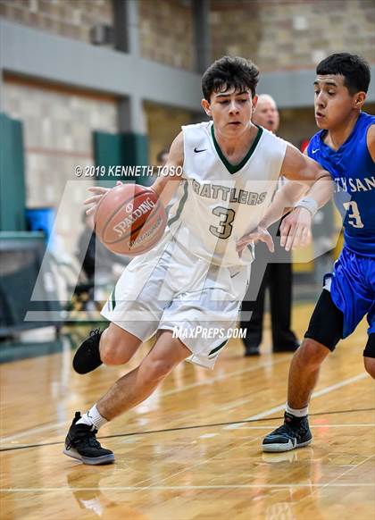 Thumbnail 2 in South San Antonio vs Reagan photogallery.