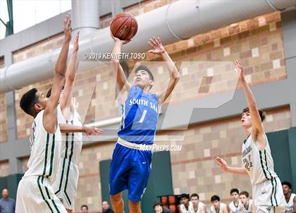 Thumbnail 3 in South San Antonio vs Reagan photogallery.