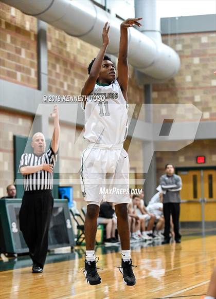 Thumbnail 2 in South San Antonio vs Reagan photogallery.