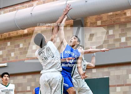Thumbnail 2 in South San Antonio vs Reagan photogallery.
