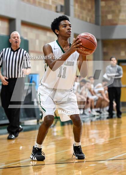 Thumbnail 1 in South San Antonio vs Reagan photogallery.
