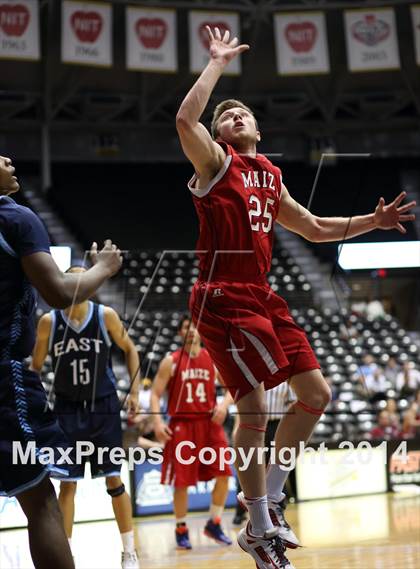 Thumbnail 1 in Maize vs. East (KSHSAA 6A Third Place) photogallery.