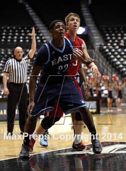 Thumbnail 2 in Maize vs. East (KSHSAA 6A Third Place) photogallery.
