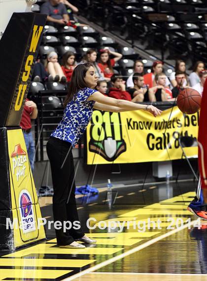 Thumbnail 3 in Maize vs. East (KSHSAA 6A Third Place) photogallery.