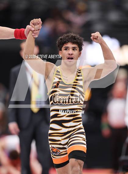 Thumbnail 2 in CHSAA 5A Final photogallery.