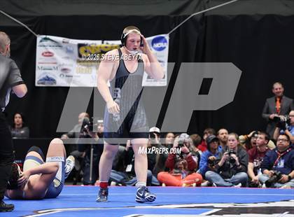 Thumbnail 3 in CHSAA 5A Final photogallery.