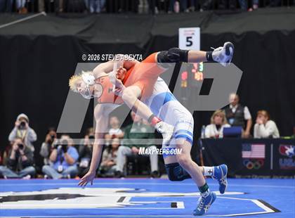 Thumbnail 1 in CHSAA 5A Final photogallery.