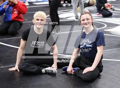 Thumbnail 1 in CHSAA 5A Final photogallery.