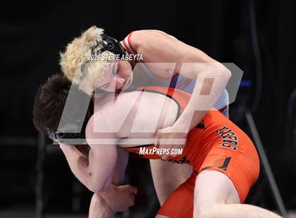 Thumbnail 1 in CHSAA 5A Final photogallery.