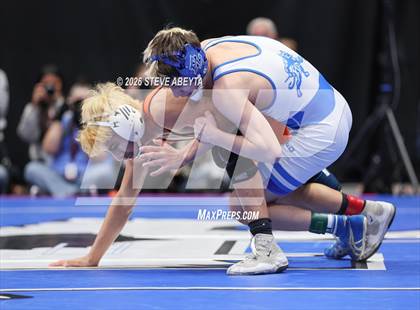 Thumbnail 1 in CHSAA 5A Final photogallery.