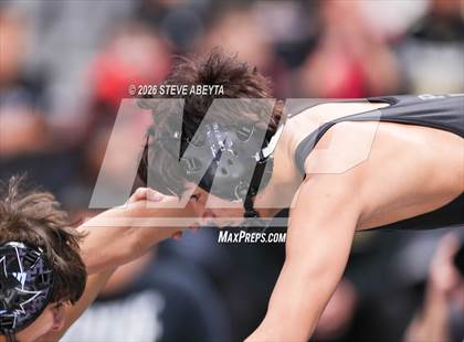 Thumbnail 2 in CHSAA 5A Final photogallery.