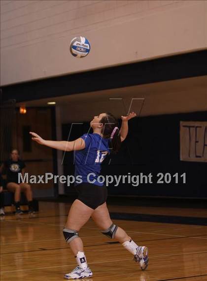 Thumbnail 3 in Cuba-Rushford vs Randolph (NYSPHSAA Class D Regional Semifinal) photogallery.
