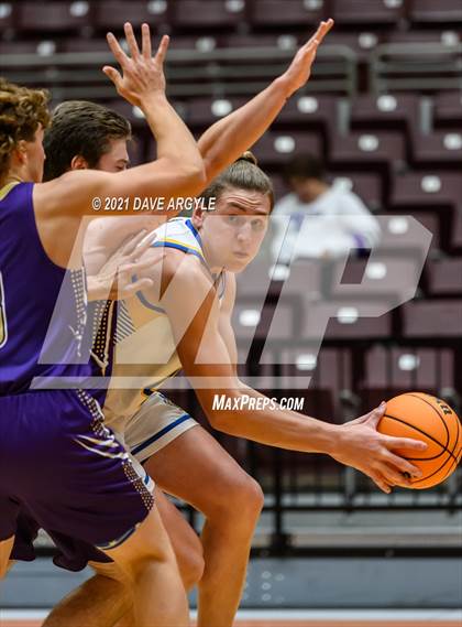 Thumbnail 2 in Parowan vs North Summit photogallery.