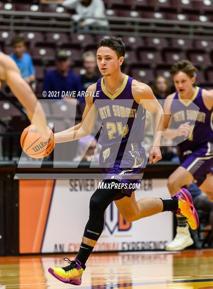 Thumbnail 1 in Parowan vs North Summit photogallery.