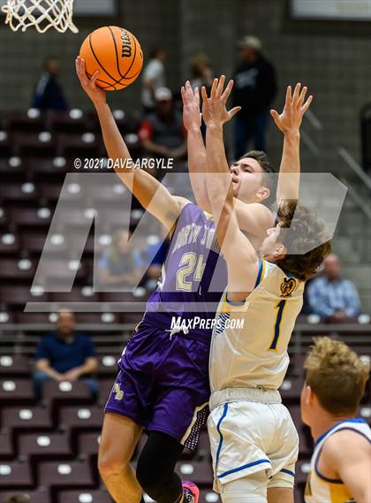 Thumbnail 2 in Parowan vs North Summit photogallery.