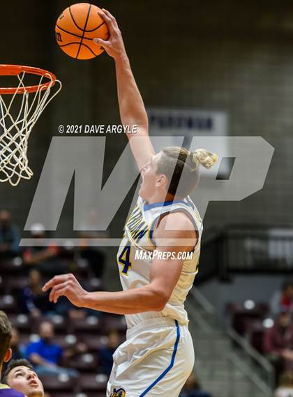 Thumbnail 2 in Parowan vs North Summit photogallery.