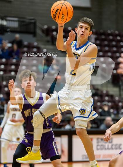 Thumbnail 3 in Parowan vs North Summit photogallery.