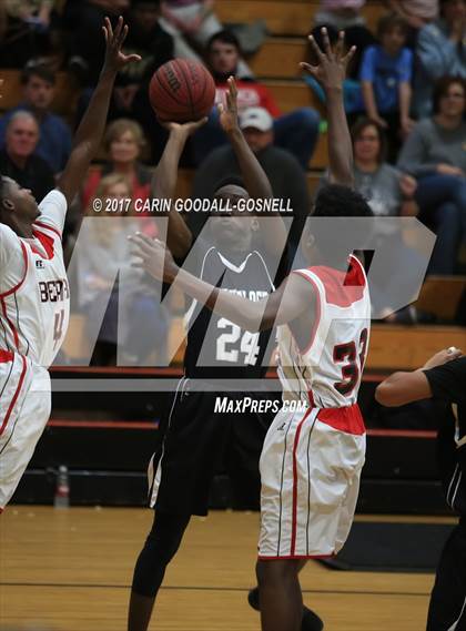 Thumbnail 3 in Havelock @ New Bern photogallery.