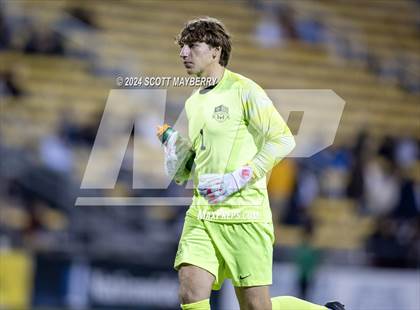 Thumbnail 2 in St. Ignatius vs. St. Charles (OHSAA Division I Final) photogallery.