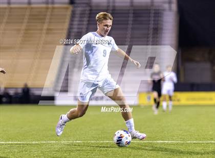 Thumbnail 1 in St. Ignatius vs. St. Charles (OHSAA Division I Final) photogallery.