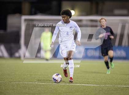 Thumbnail 2 in St. Ignatius vs. St. Charles (OHSAA Division I Final) photogallery.