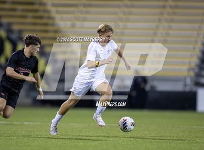 Thumbnail 3 in St. Ignatius vs. St. Charles (OHSAA Division I Final) photogallery.