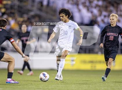 Thumbnail 2 in St. Ignatius vs. St. Charles (OHSAA Division I Final) photogallery.
