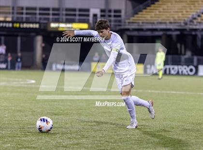 Thumbnail 2 in St. Ignatius vs. St. Charles (OHSAA Division I Final) photogallery.