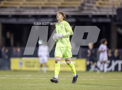 Thumbnail 3 in St. Ignatius vs. St. Charles (OHSAA Division I Final) photogallery.